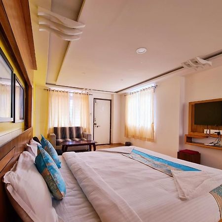 Anika Place by Pepe Inn Hotel Utakamand Zewnętrze zdjęcie
