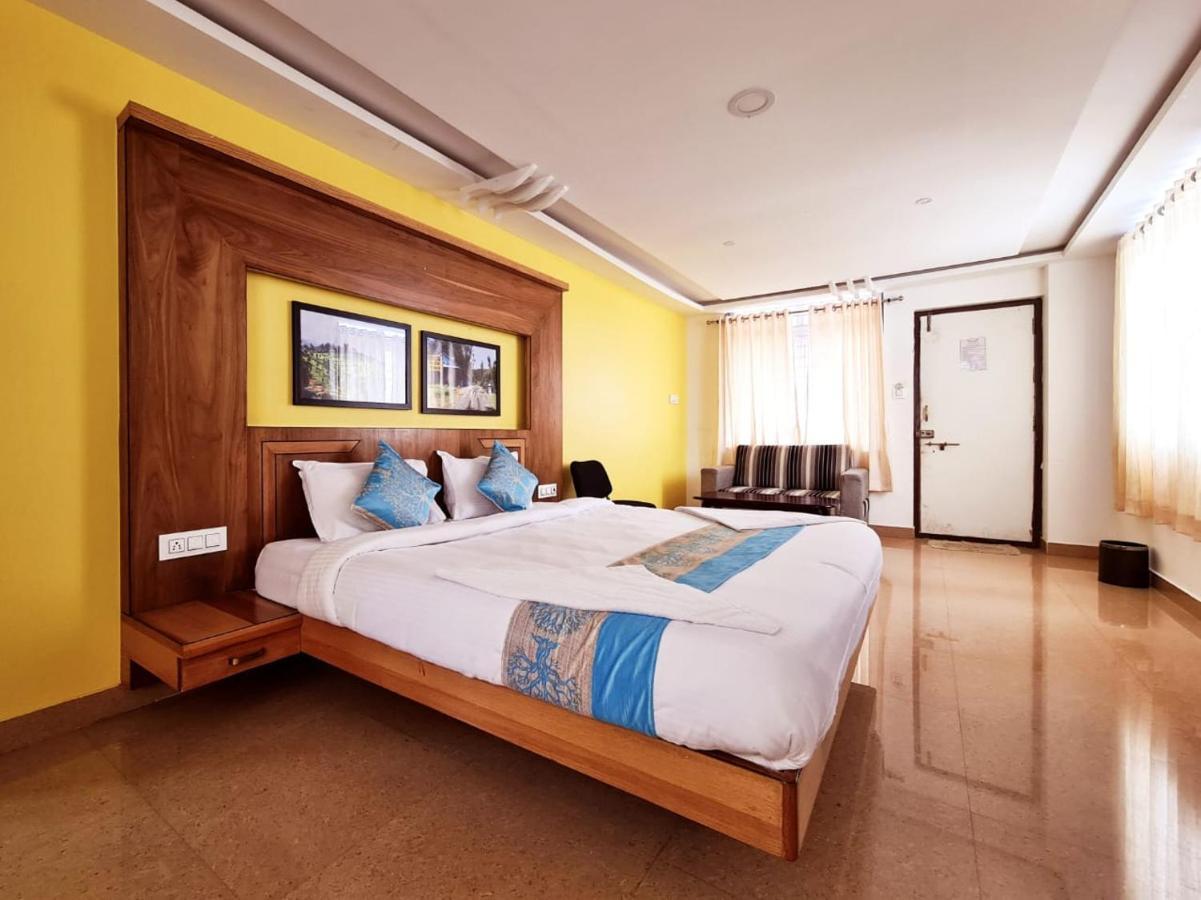 Anika Place by Pepe Inn Hotel Utakamand Zewnętrze zdjęcie