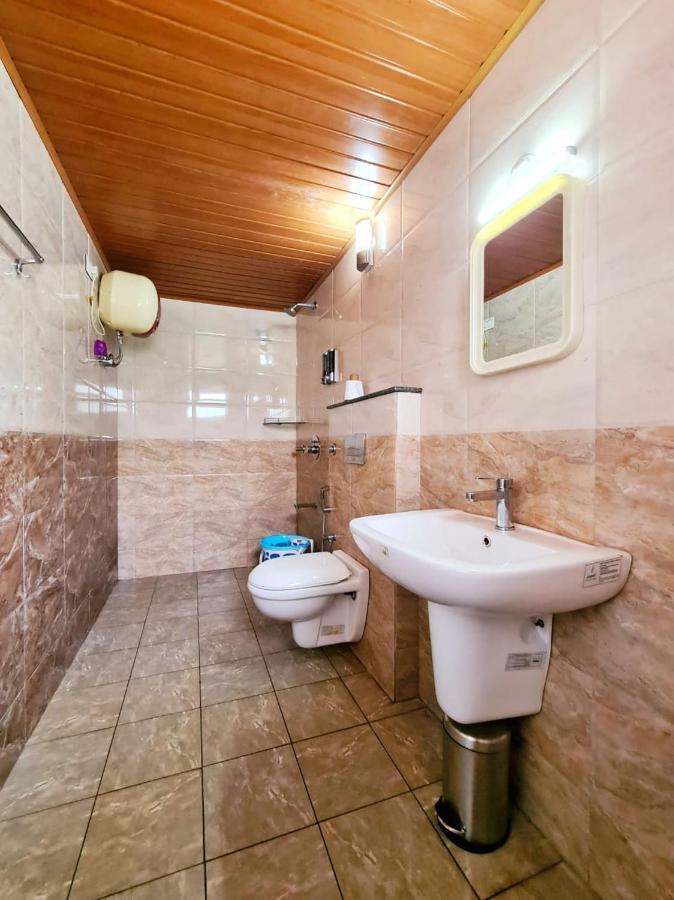 Anika Place by Pepe Inn Hotel Utakamand Zewnętrze zdjęcie